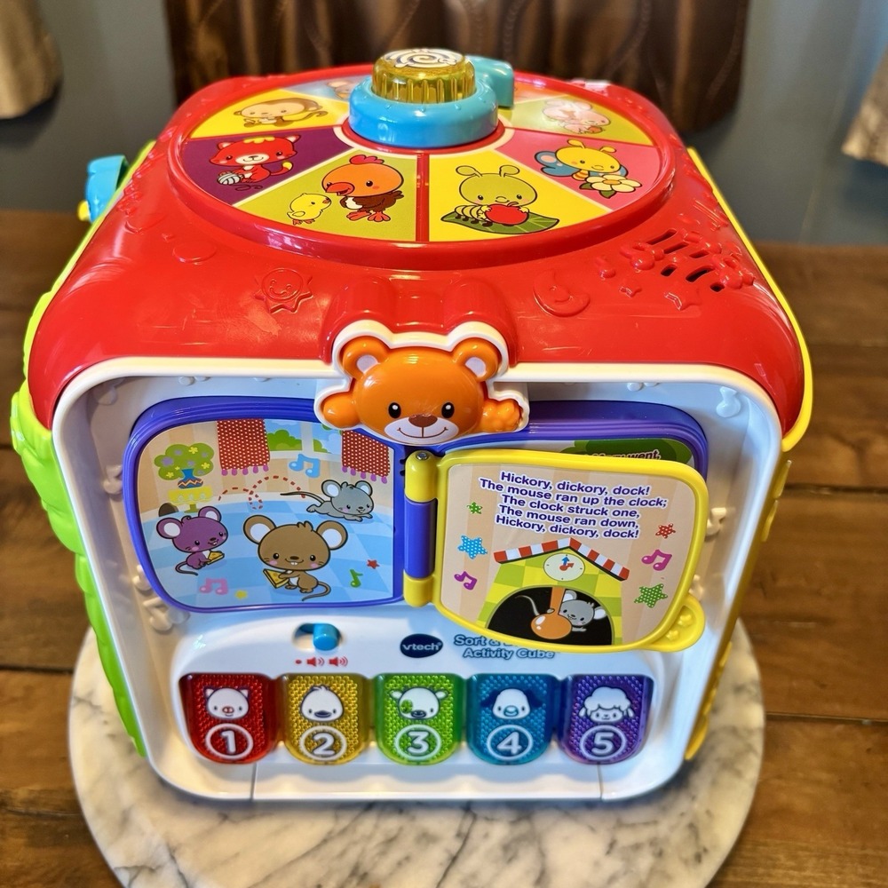 VTech Sort and Discover Activity Cube Five Sides Fun for Kids 75 Songs Sounds‎
